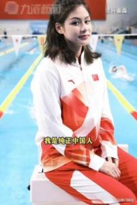 泳池女神孟月月：游泳教练的独特魅力