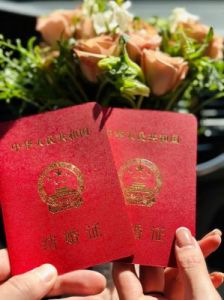 合理的男友要求我向其介绍我的妹妹，这样的要求是否合情合理？