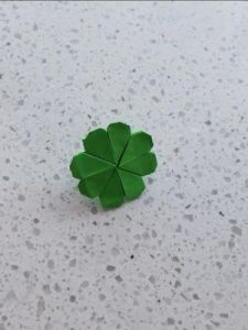 成品人與精品人的區別四葉草